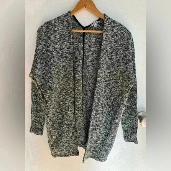 American Eagle Outfitters women’s black and white cardigan open front size XS - Picture 1 of 12